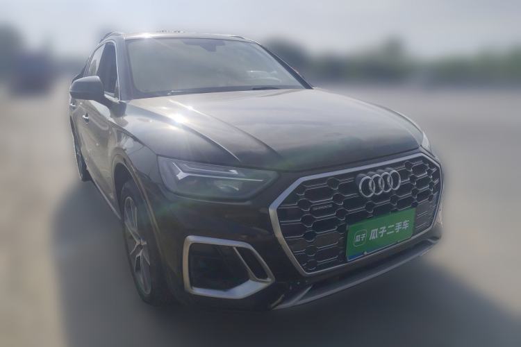 Used Audi Q5L 2022 45T Luxury Dynamic Model Front Right 45 Deg