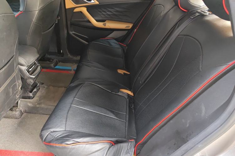 Used Roewe RX5 New Energy 2023 eRX5 Super Hybrid Prestige Edition Left Rear Seat