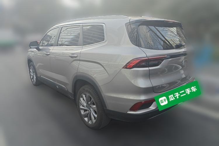 Used Livan 9 2023 470 km Founder Edition
