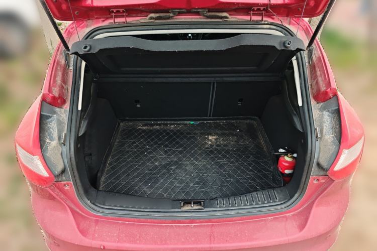 Used Ford Focus 2012 Hatchback 1.6L Automatic Fashion Edition