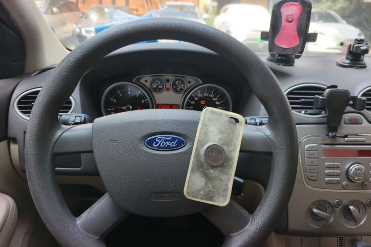 Used Ford Focus 2012 Sedan Classic 1.8L Automatic Fashion Edition