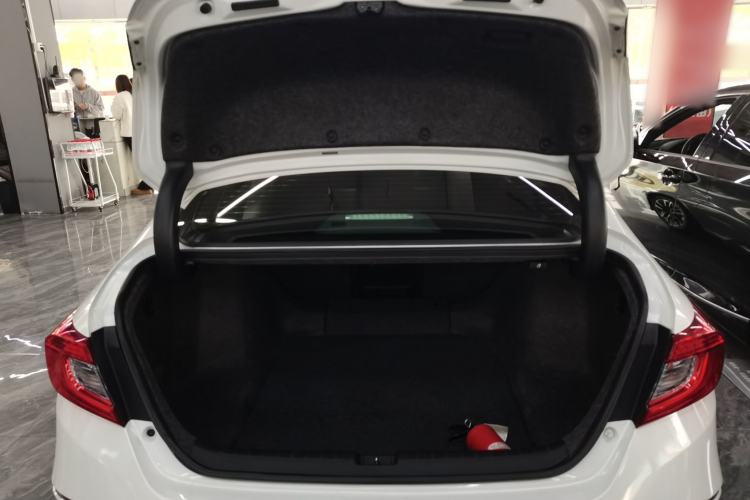 Used Honda Accord 2018 Rui Hybrid 2.0L Rui Ling Edition China VI
