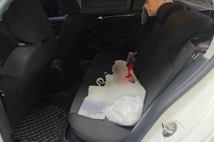 Used Volkswagen Golf 2012 1.4 TSI Automatic Comfort Edition Left Rear Seat