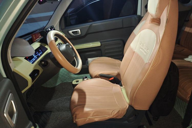 Used Geely Galaxy Panda 2023 Panda Mini 200km Endurance Bear
