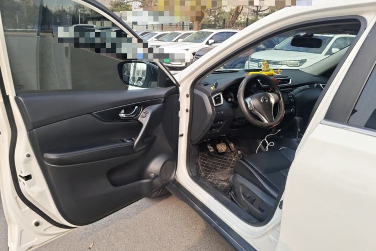 Used Nissan X-Trail 2016 2.5L CVT Sport Edition 4WD
