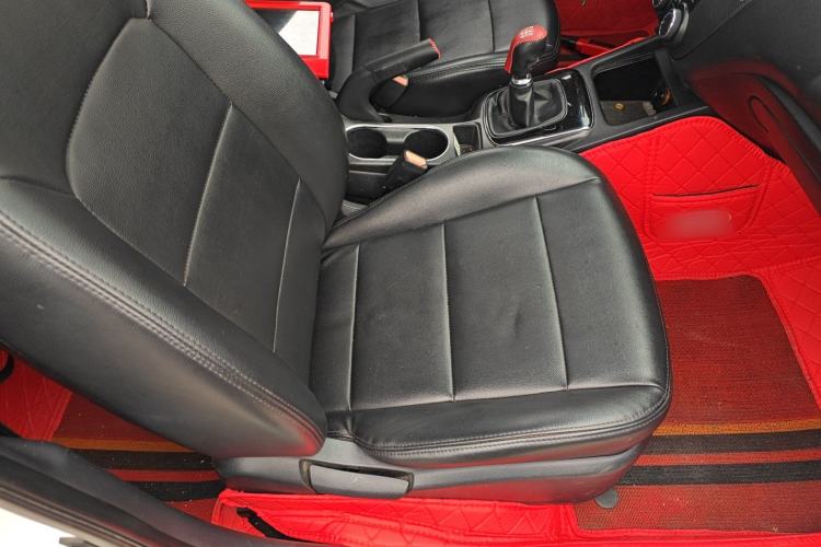 Used Kia K3 2016 1.6L Manual GLS Right Front Seat