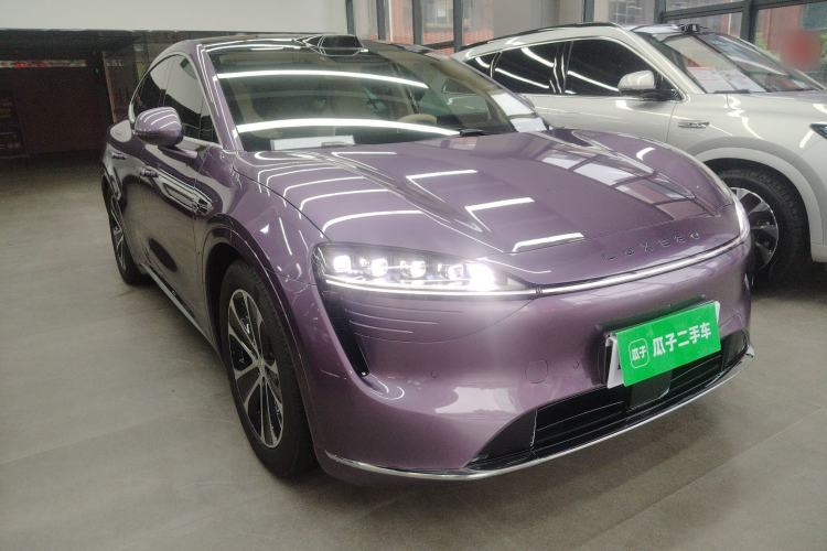 Used Hima Luxeed R7 2024 All-Electric 802 km Max Front Right 45 Deg