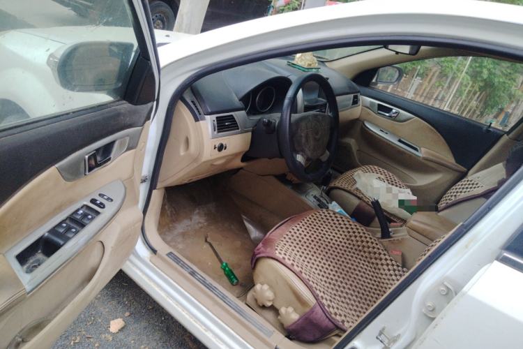 Used Buick Excelle 2011 1.6LX-AT Driver Seat