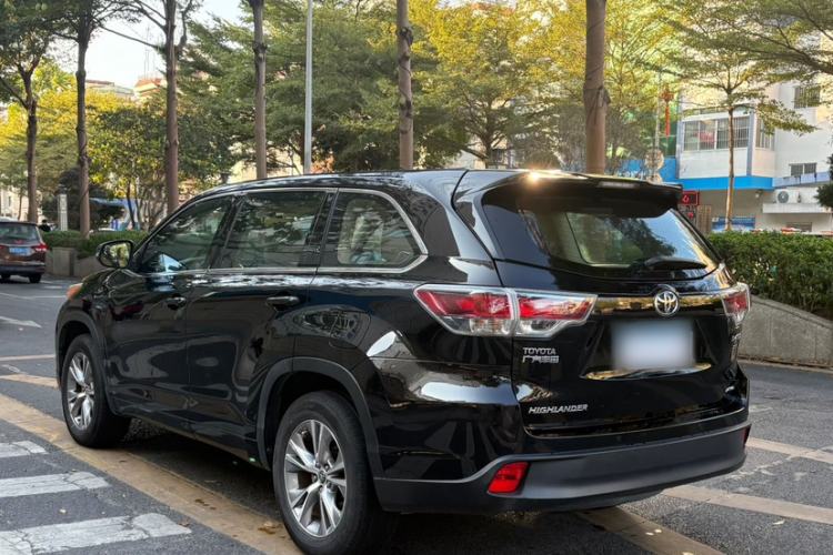 Used Toyota Highlander 2015 2.0T Four-Wheel Drive Elite Edition 7-Seater
