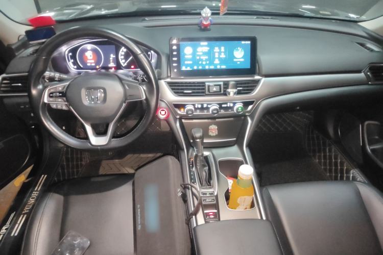 Used Honda Accord 2022 260TURBO Luxury Edition Center Console