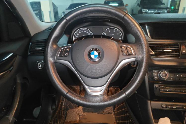 Used BMW X1 2015 sDrive18i Leading Edition Steering Wheel