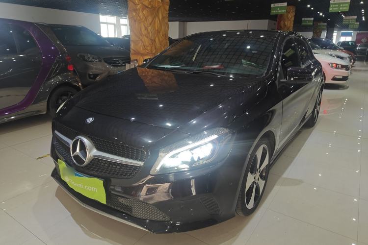 Used Mercedes-Benz A-Class (Import) 2016 A 200 Fashion Model