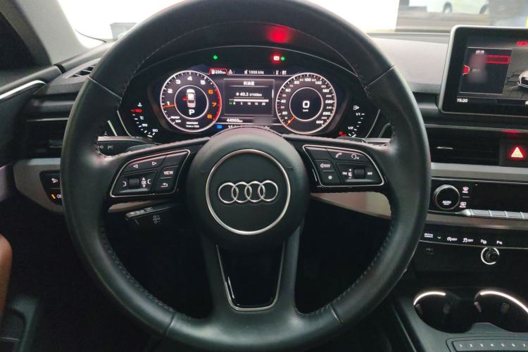 Used Audi A4L 2019 40 TFSI Fashion Edition China VI Emission Standard