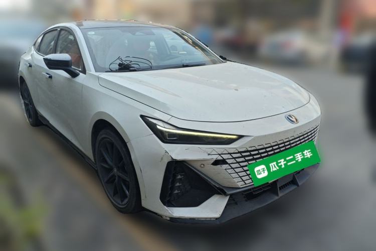 Used CHANGAN UNI-V iDD 2023 ZhiDian iDD 1.5T 113km ZhiKu Model
