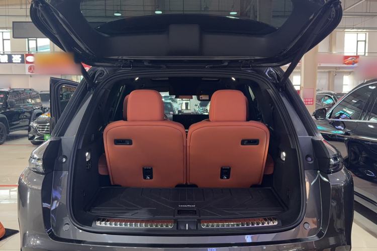 Used Li Auto L8 2024 Ultra Model Trunk