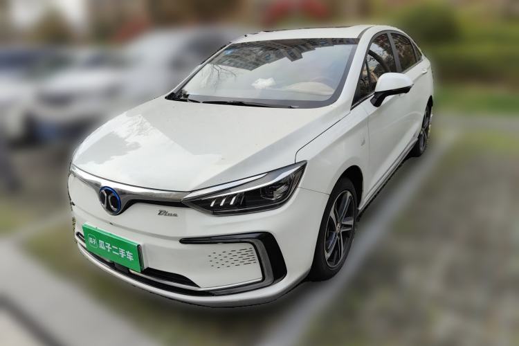 Used BAIC Beijing EU5 2018 R500 Smart Wind Edition