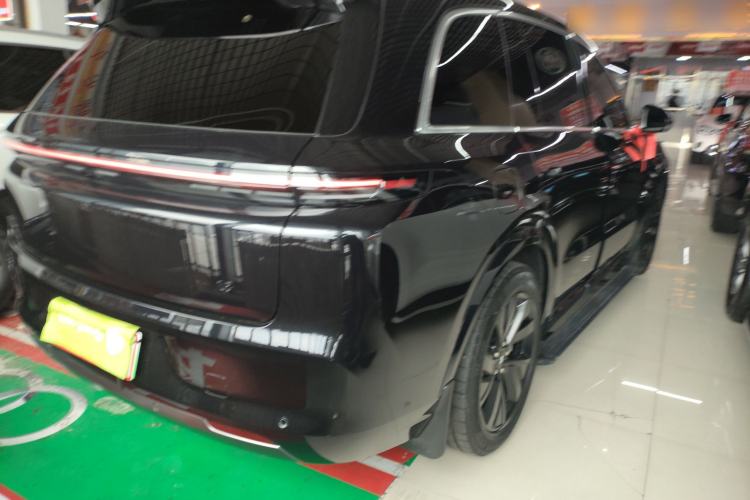 Used Li Auto L8 2023 Pro Model Rear Right 45 Deg