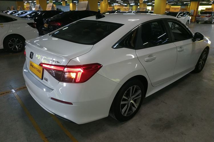 Used Honda Civic 2023 240TURBO CVT Dynamic · Center Stage Special Edition