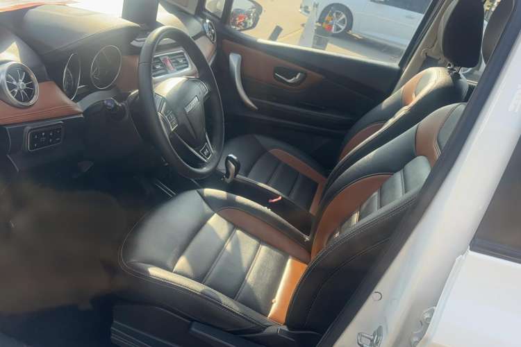 Used Haval H1 2016 Blue Label 1.5L AMT Luxury Model