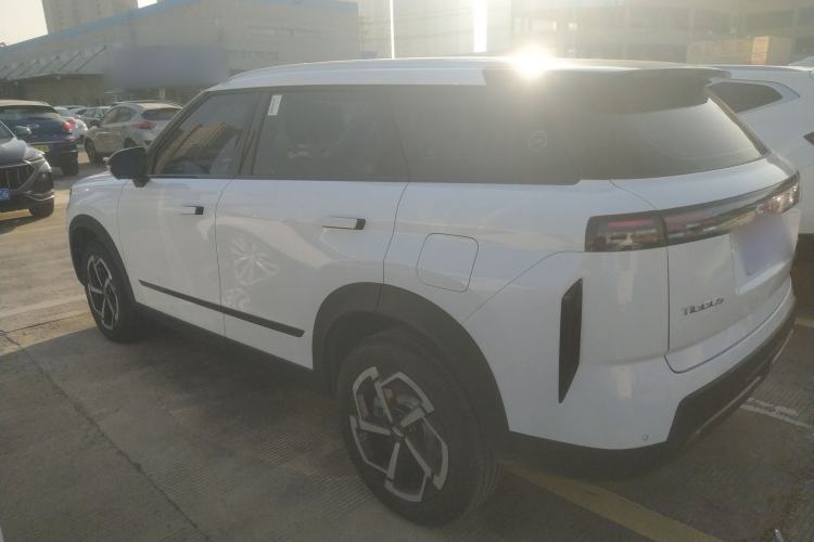 Used Chery Tiggo 7 2025 Model High-Energy Edition 1.5T Chi Two-Wheel Drive Version
