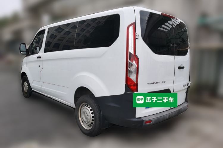 Used Ford Transit 2019 2.0T Gasoline Automatic Multi-Function Commercial Vehicle Short Wheelbase Low Roof 6-Seater China VI Standard