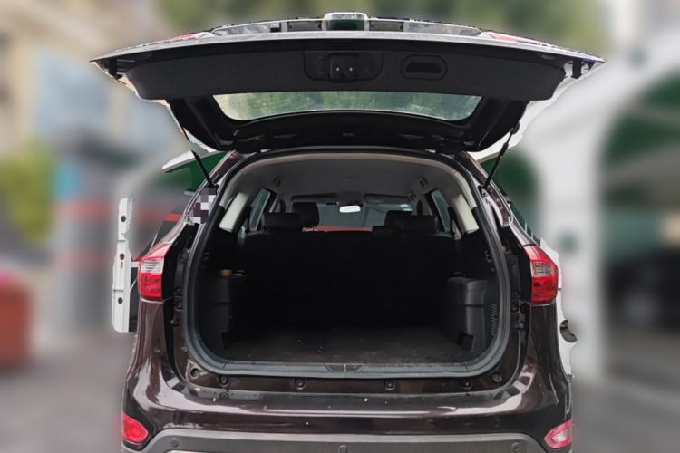 Used JMC Yusheng S350 2016 2.0T Automatic Two-Wheel Drive Gasoline Luxury Edition 5 Seats