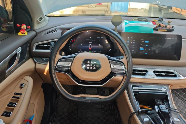 Used Landian E5 2024 Honor Edition 100KM Premium Model 7 Seats
