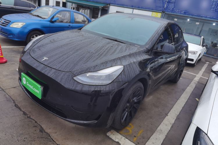 Used Tesla Model Y 2023 Rear-Wheel-Drive Version