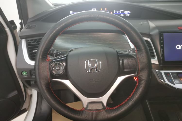 Used Honda Jade 2017 1.8L automatic Comfort version 5 seats
