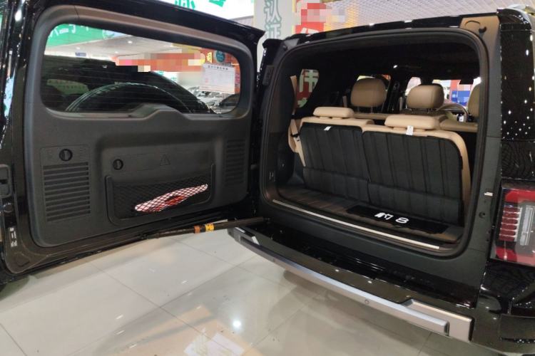 Used Formula Leopard Leopard 8 2025 Smart & Brave Flagship Edition 7 Seats