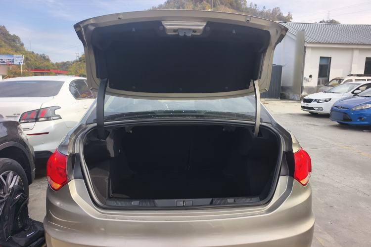 Used Citroen C4L 2015 1.2T Automatic Luxury Edition