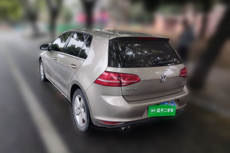 Used Volkswagen Golf 2016 230TSI Automatic Comfort Version
