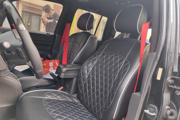 Used Jeep Compass 2014 2.4L Four-Wheel Drive Serpentine Collection Edition