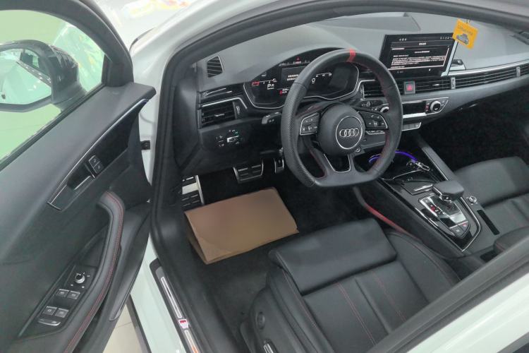 Used Audi A4L 2025 2 Million Units Enjoyment Version 40 TFSI Luxury Dynamic Edition