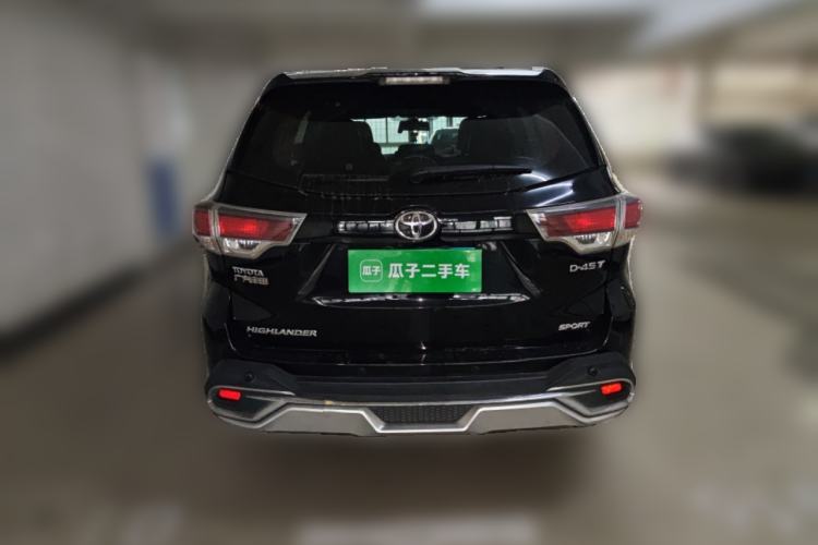 Used Toyota Highlander 2017 2.0T Two-Wheel Drive Luxury Edition 7 Seats

