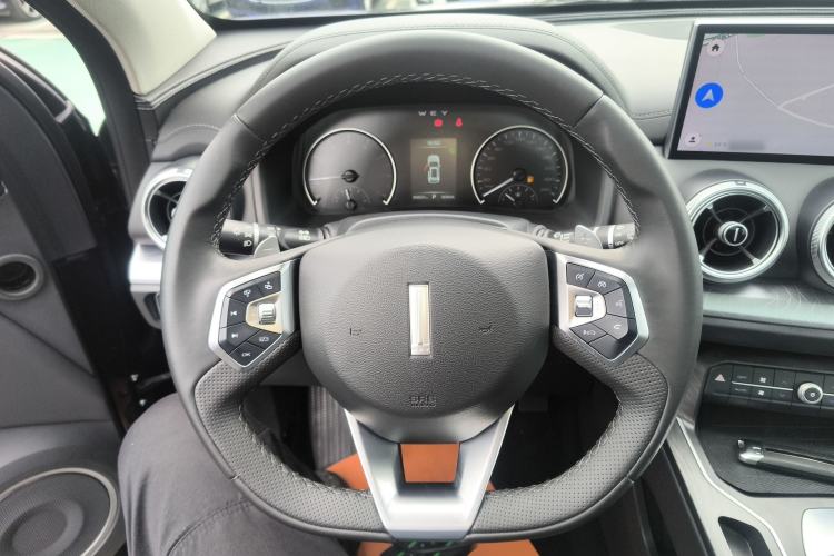 Used Wey VV5 2020 1.5T Two-Wheel Drive Color Pioneer Steering Wheel