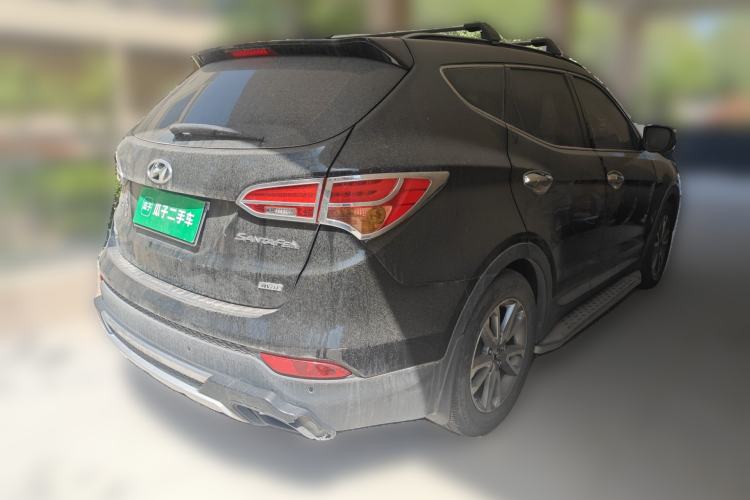 Used Hyundai Santa Fe 2013 2.0T Automatic All-Wheel Drive Top Trim
