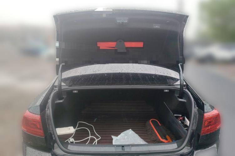 Used Volkswagen Magotan 2023 2 Million Units Commemorative Edition 330TSI DSG Luxury Version Trunk