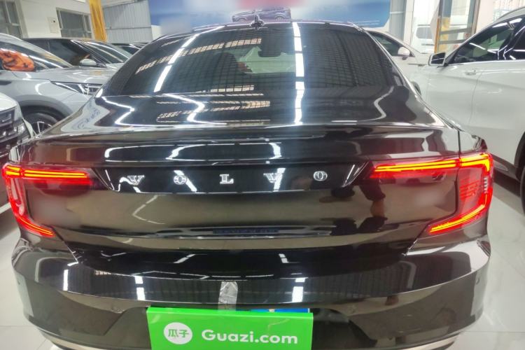 Used Volvo S90 2024 B5 Zhiyuan Luxury Edition Rear