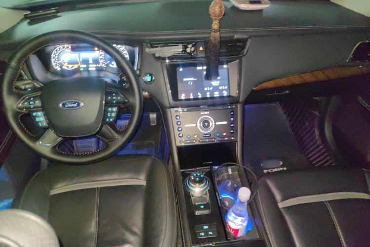 Used Ford Taurus 2017 EcoBoost 325 V6 Flagship Model
