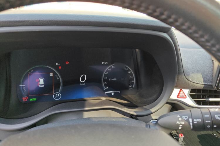 Used Toyota SIENNA 2021 2.5L Hybrid Platinum Edition Instrument Cluster