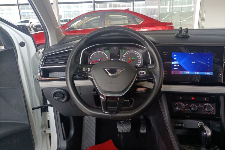 Used Jetta VS5 2023 280TSI Automatic Trend Edition