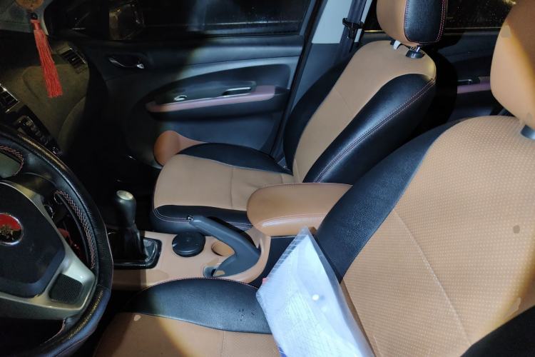 Used FORTHING Joyear X5 2015 1.6L Manual Luxury Model Left Front Seat