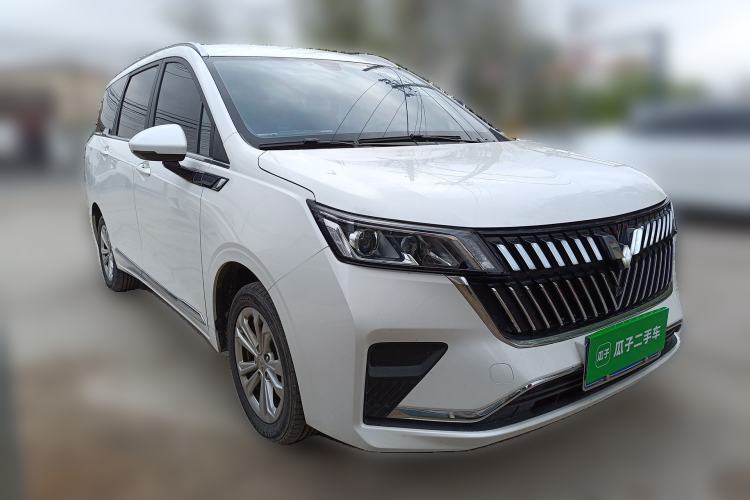 Used Wuling Jiachen 2022 1.5L Manual Light Comfort Edition Front Right 45 Deg