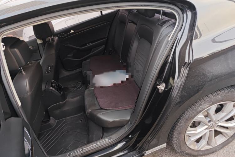 Used Volkswagen Magotan 2018 330TSI DSG Luxury Model
