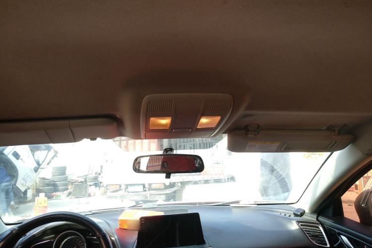 Used Mazda Mazda 3 Axela 2016 Sedan 1.5L Automatic Comfort Model