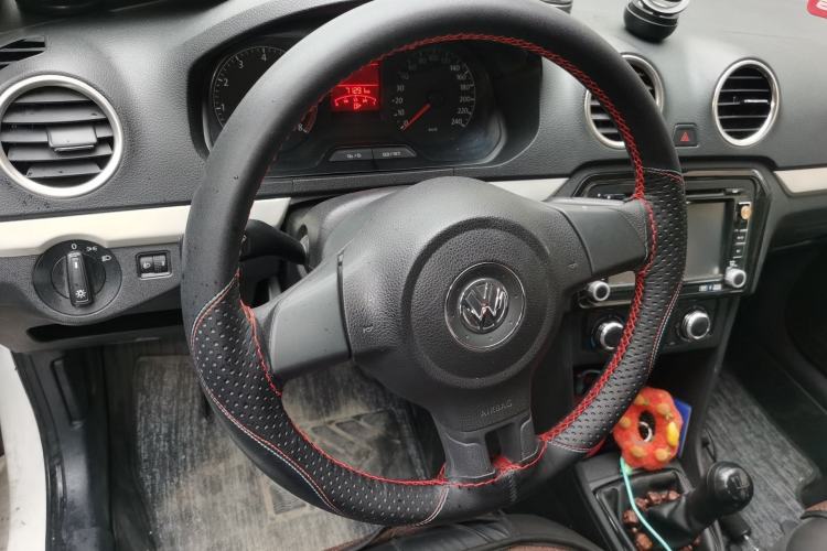 Used Volkswagen Jetta 2015 Value Edition 1.6L Manual Fashionable Style