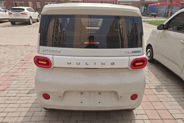 Used Wuling Hongguang MINIEV 2024 3rd Generation 215km Youth Edition Rear