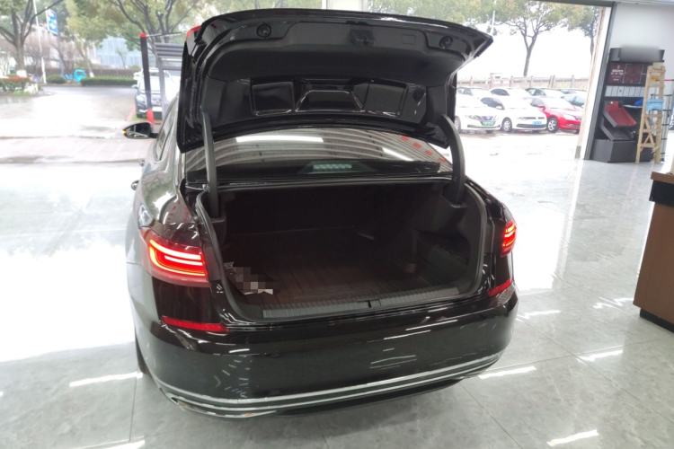 Used Volkswagen Passat 2025 Premium Version 380TSI Dragon Edition