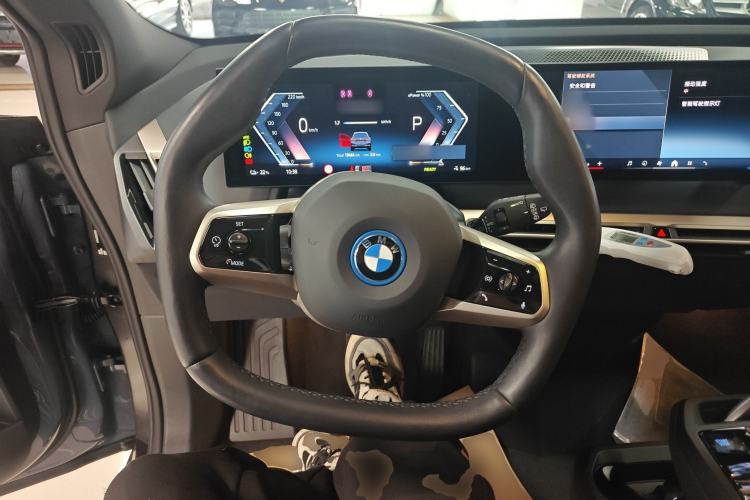 Used BMW iX 2023 xDrive40
